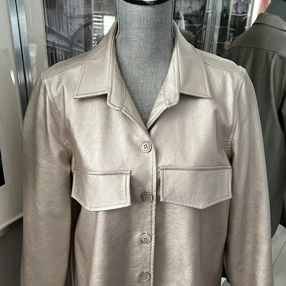 BRIAN BAILEY NWT Faux Leather Shacket Lined with Tie Belt, Size L - Picture 3 of 9